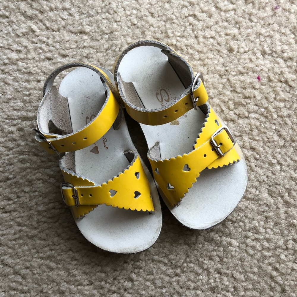 Yellow Saltwater Sweetheart Sandals